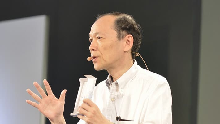 見えない天体ブラックホールを視る！