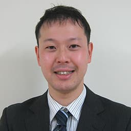 先生画像